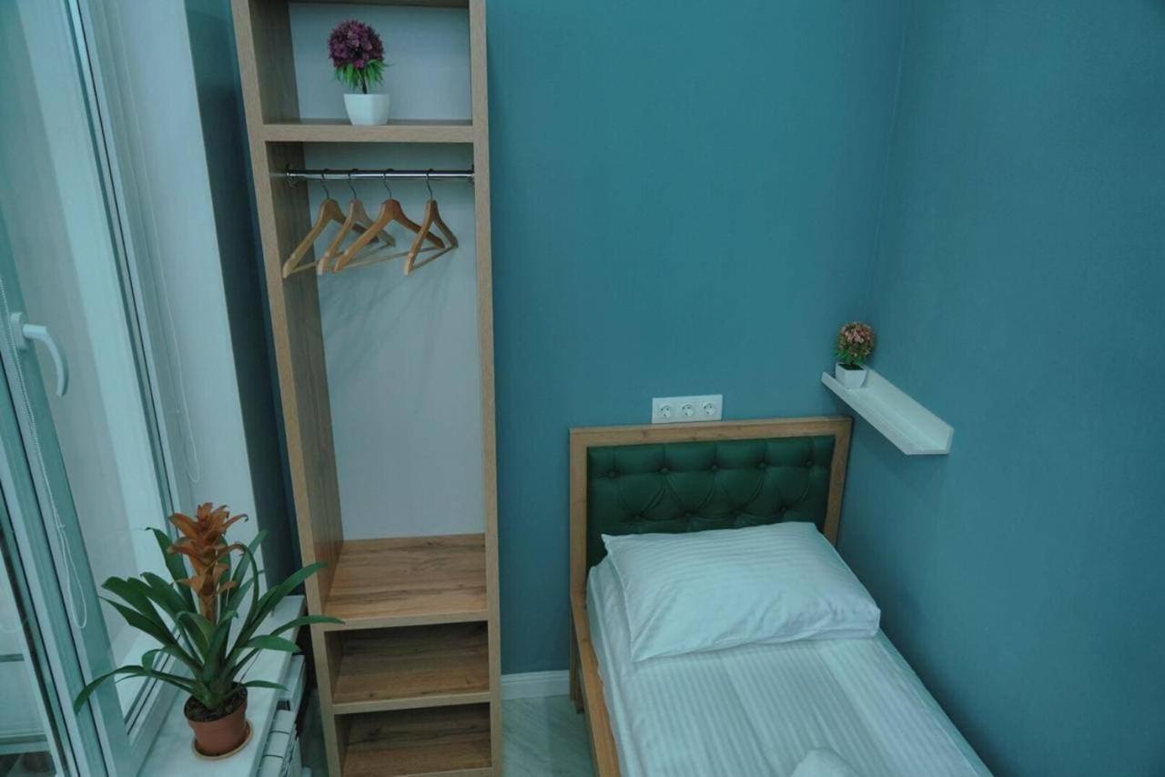 Halal Apart Hotel Алма Ата Екстериор снимка
