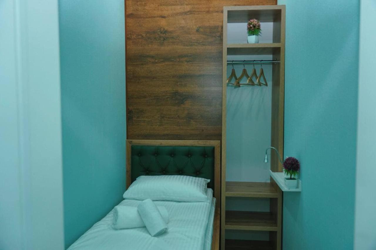 Halal Apart Hotel Алма Ата Екстериор снимка